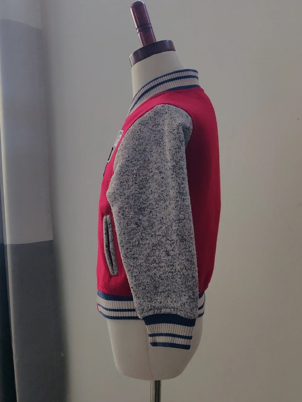 Gymboree Boys 2t-3t Bright Red Kids Varsity Jacket London Patch Y2K Cottagecore
